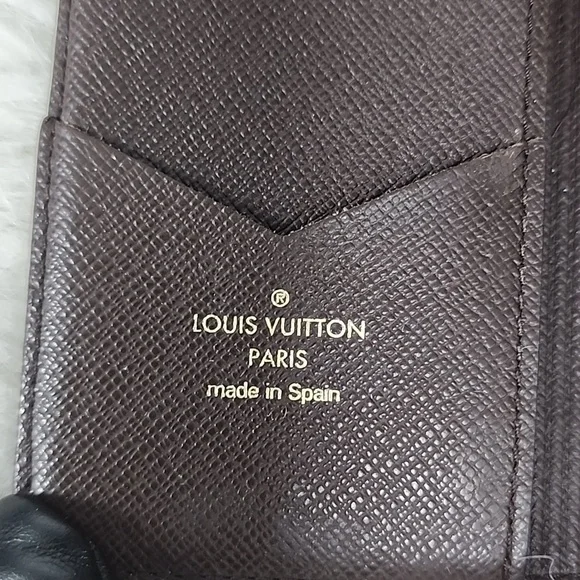 Monogram Canvas IPhone  AccessoryProduct - Picture 11 of 12